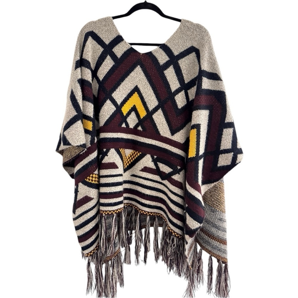 YAIRA Beautiful Poncho with Fringe Brown Cream Rustic Western One Size